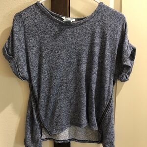 Short sleeve shirt